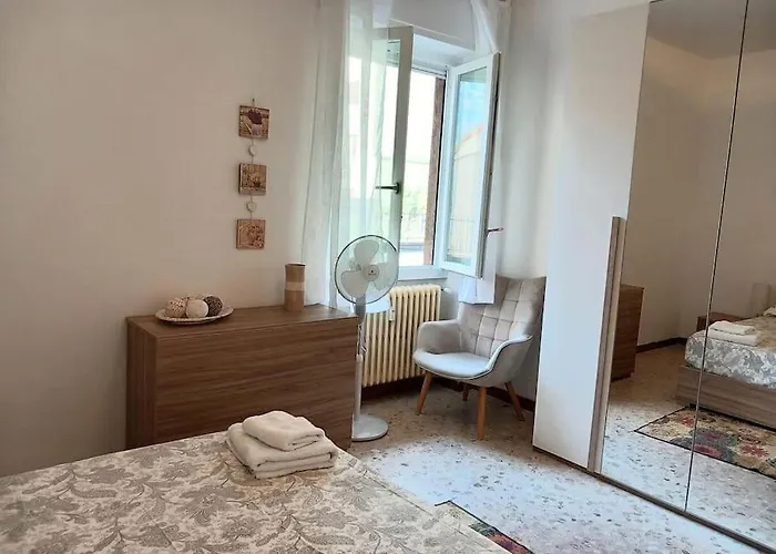 Apartment Sweet Rita *